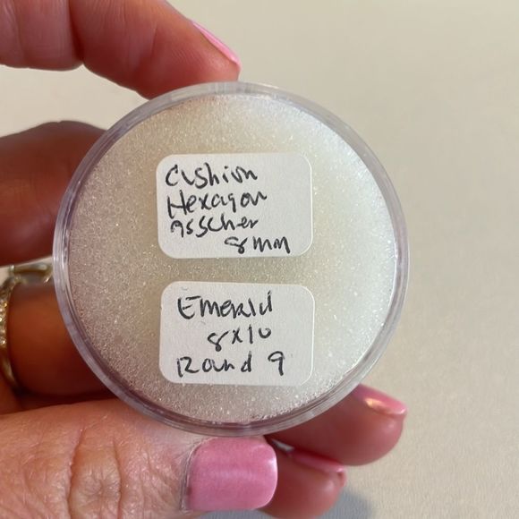 Engagement Ring Sample Set - Picture 7 of 9